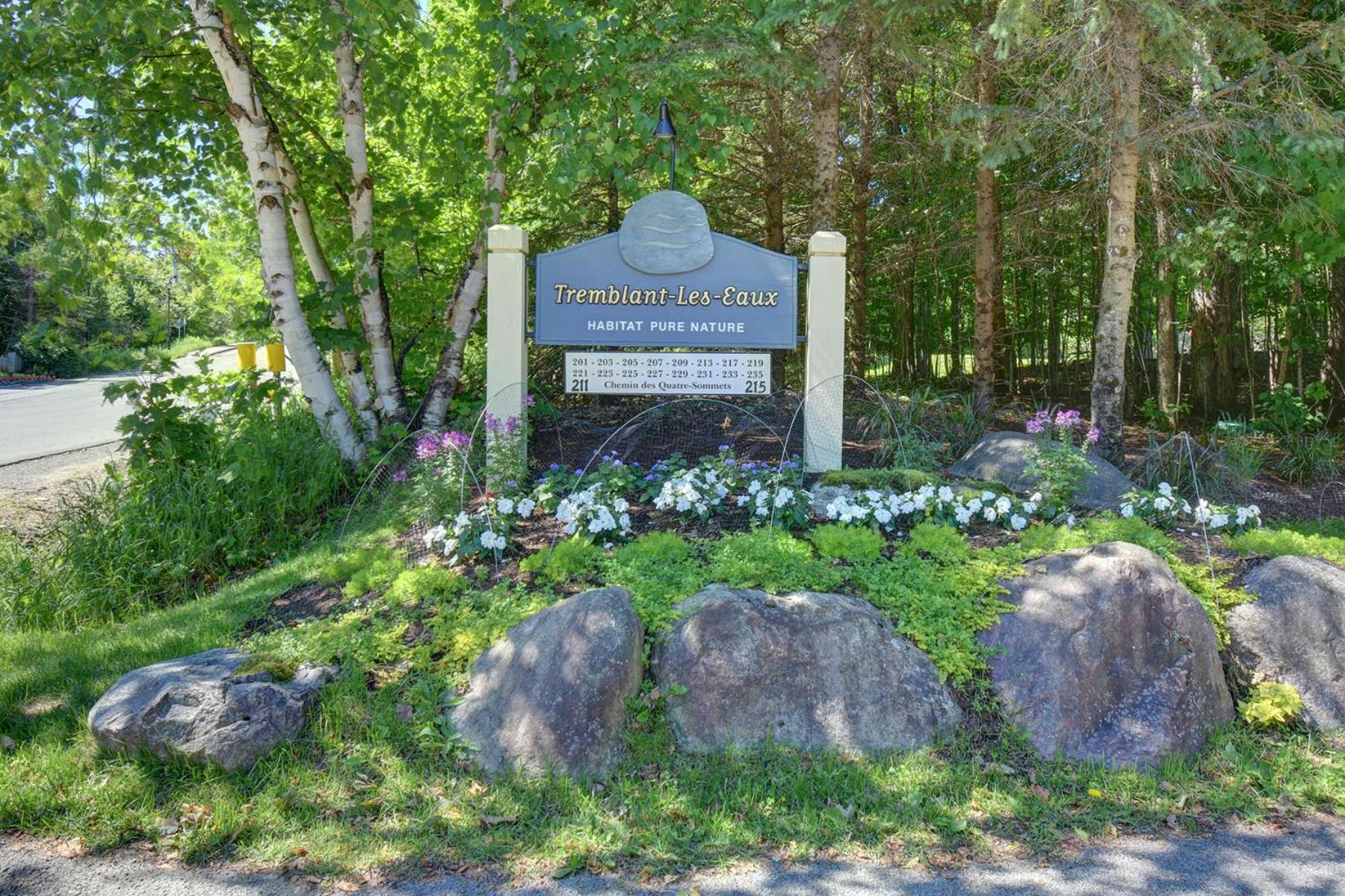 Apartamento Tremblant Prestige - Les Eaux 207-2 Mont-Tremblant Exterior foto